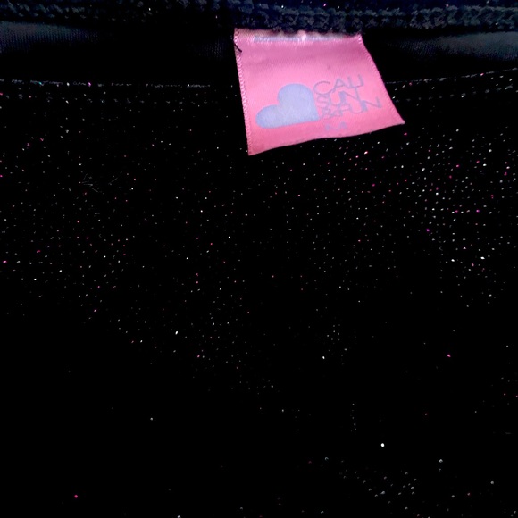 CALI SUN + FUN: OFF SHOULDER VELVET SPARKLE DRESS - Picture 3 of 4